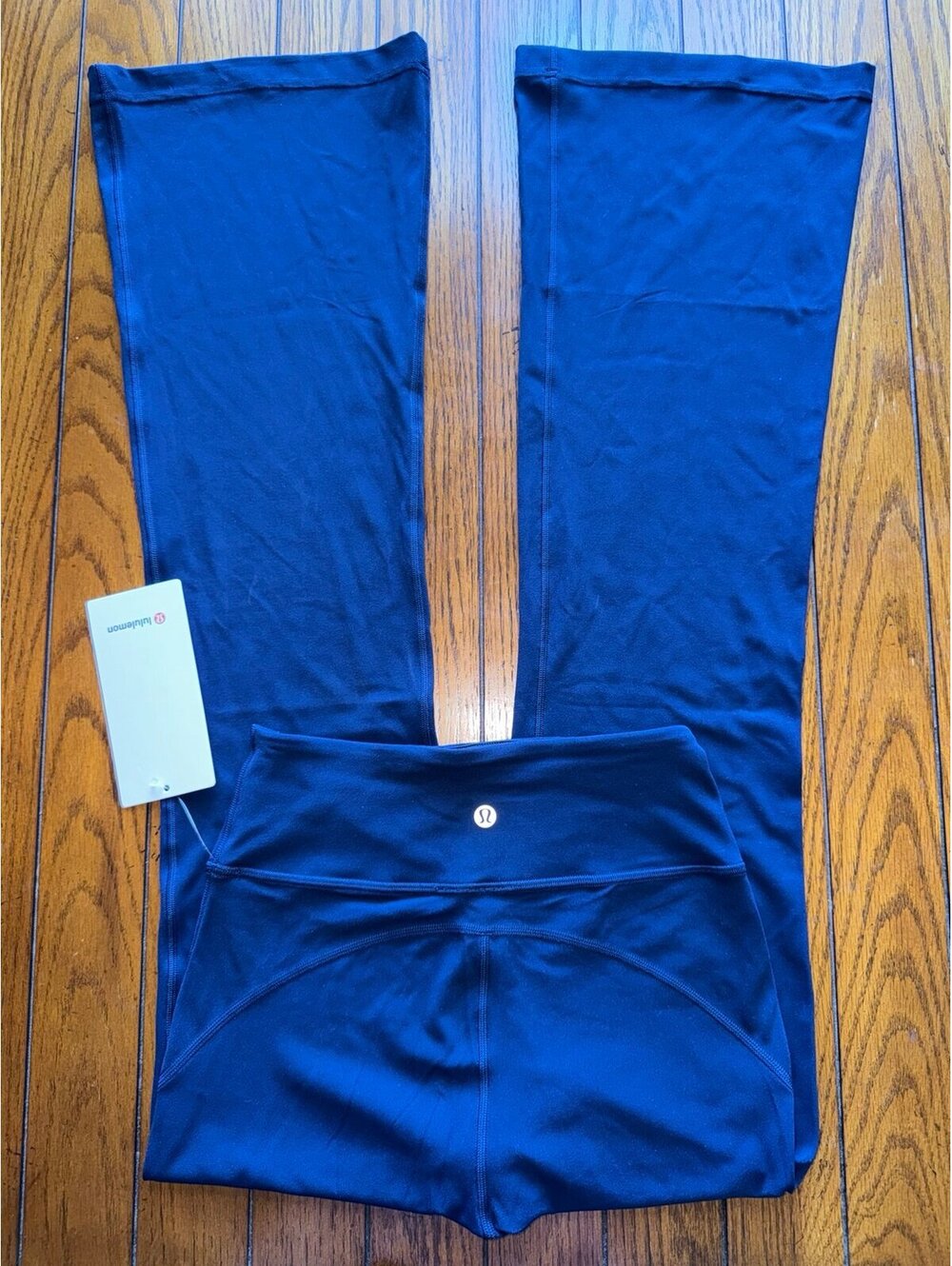 Lululemon Groove NULU Flared Pant High Rise 30” True Navy Size 4 NWT